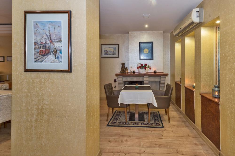 Beyaz Kugu Hotel Estambul Exterior foto