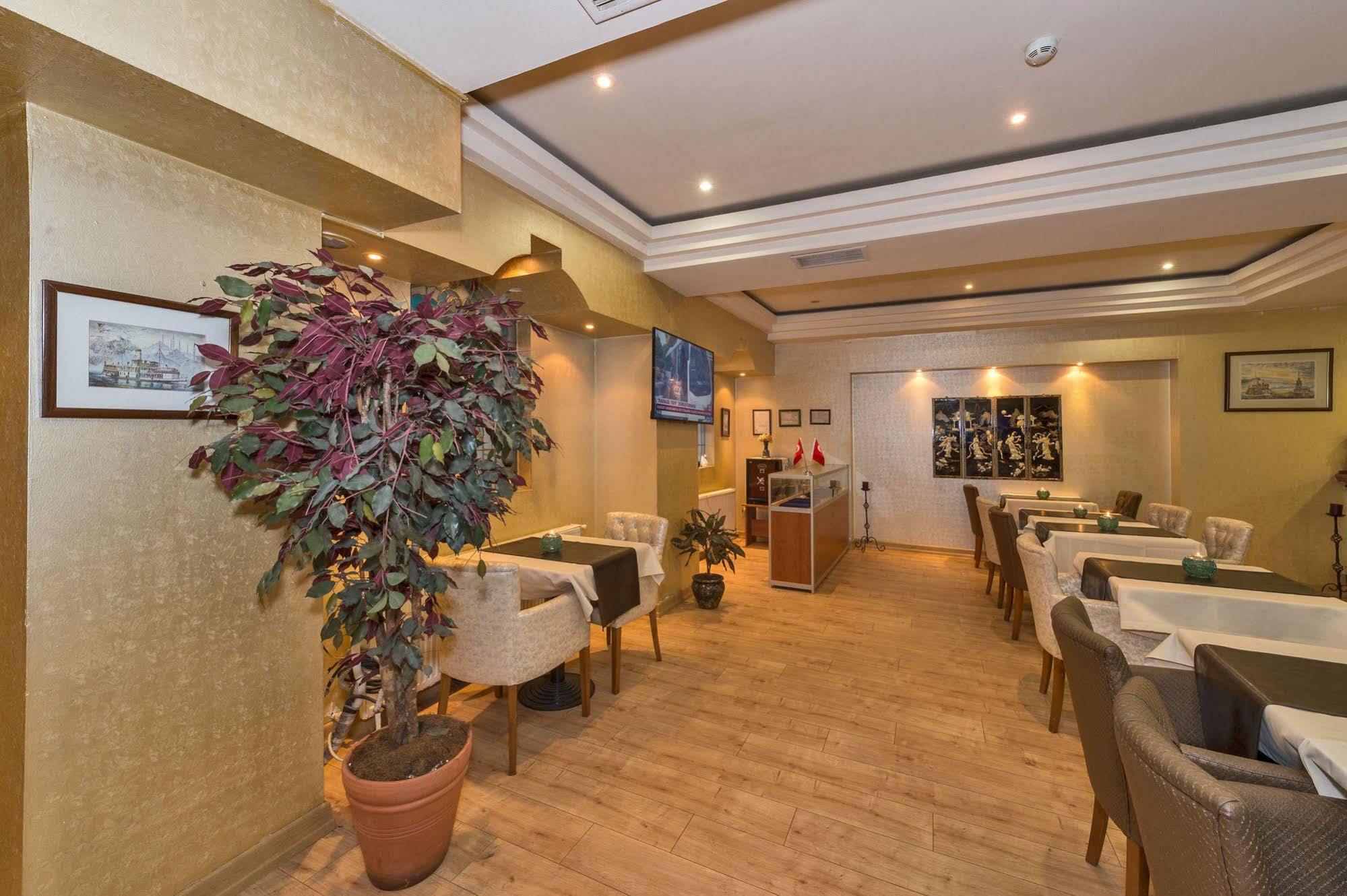 Beyaz Kugu Hotel Estambul Exterior foto